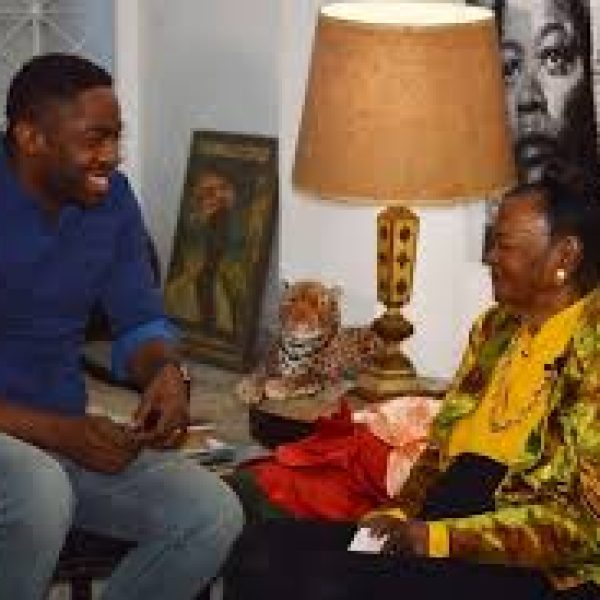 Lázaro Ramos revela título da continuação de seu best-seller e vai lançar biografia de Ruth de Souza